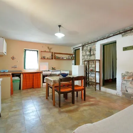 Steinhaus Am Meer Mit Ueberdachter Terrasse Als Perfekter Rueckzugsort Fuer Naturliebhaber Tatil Evi *
